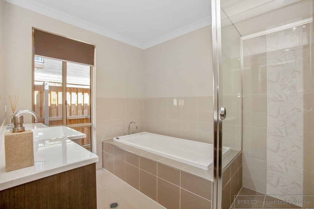 14 Coolabah Street ABERGLASSLYN 17