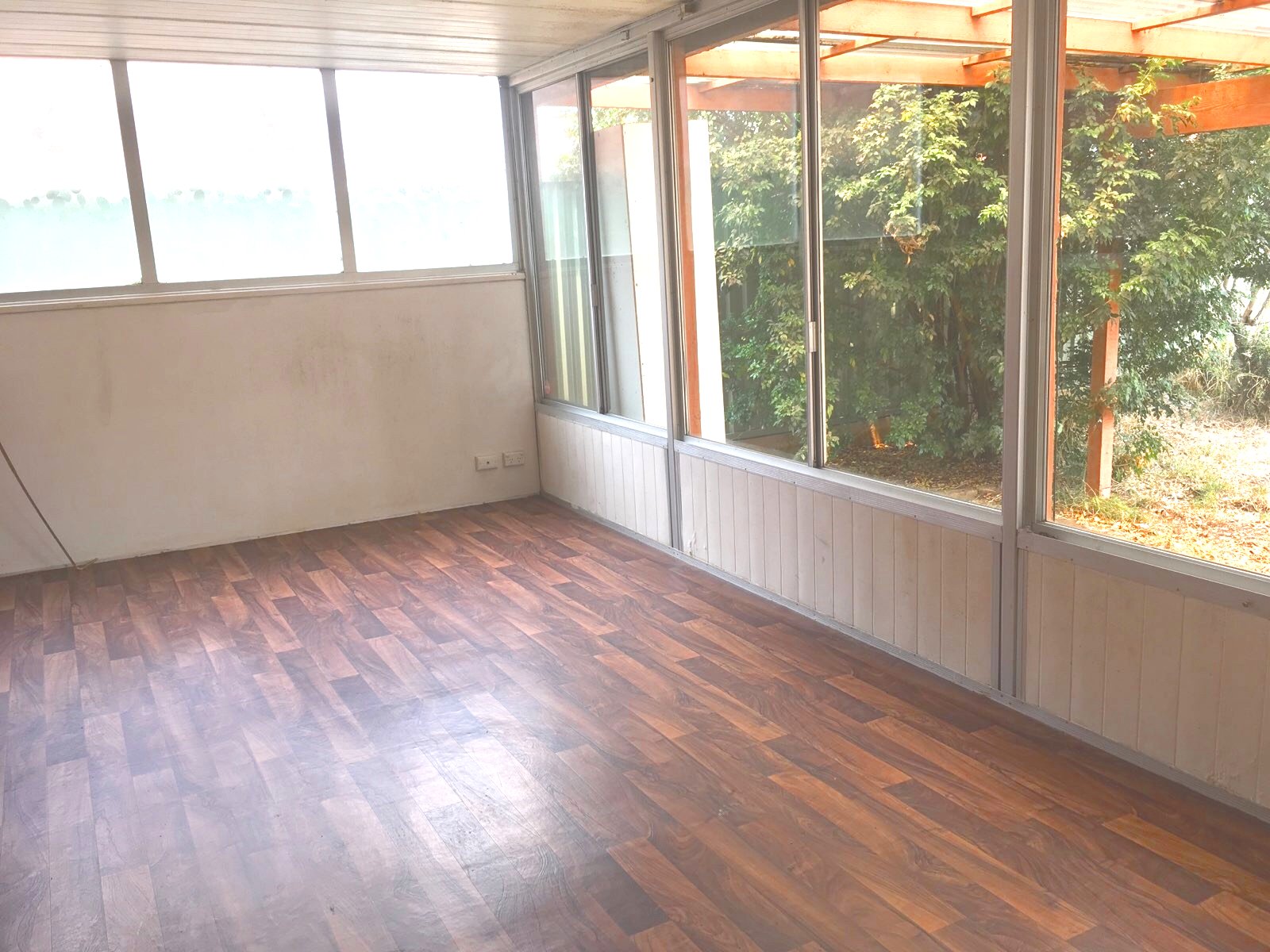 14 Cooloongatta Road BEVERLY HILLS 3