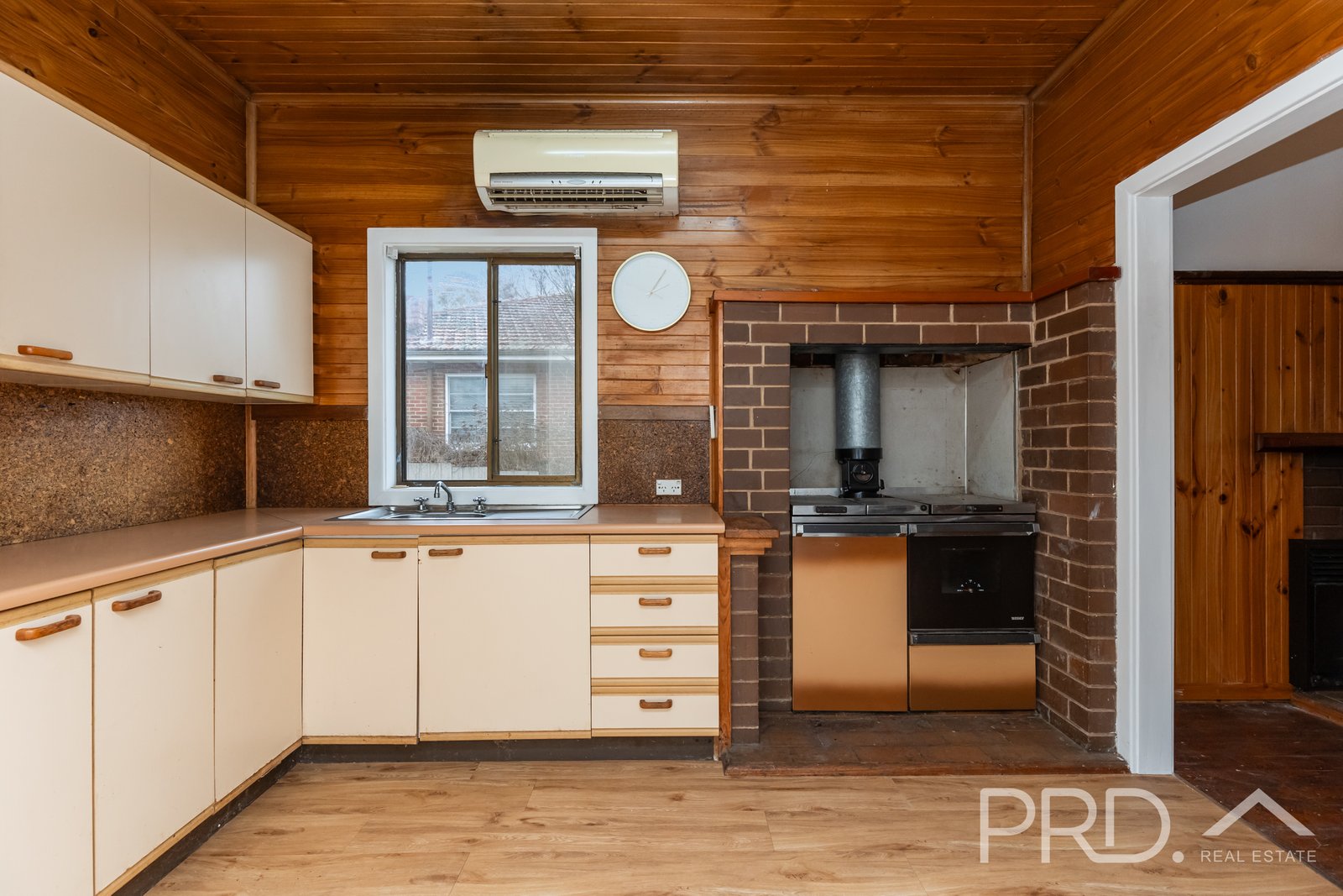 14 Coorabel Avenue BATLOW 2