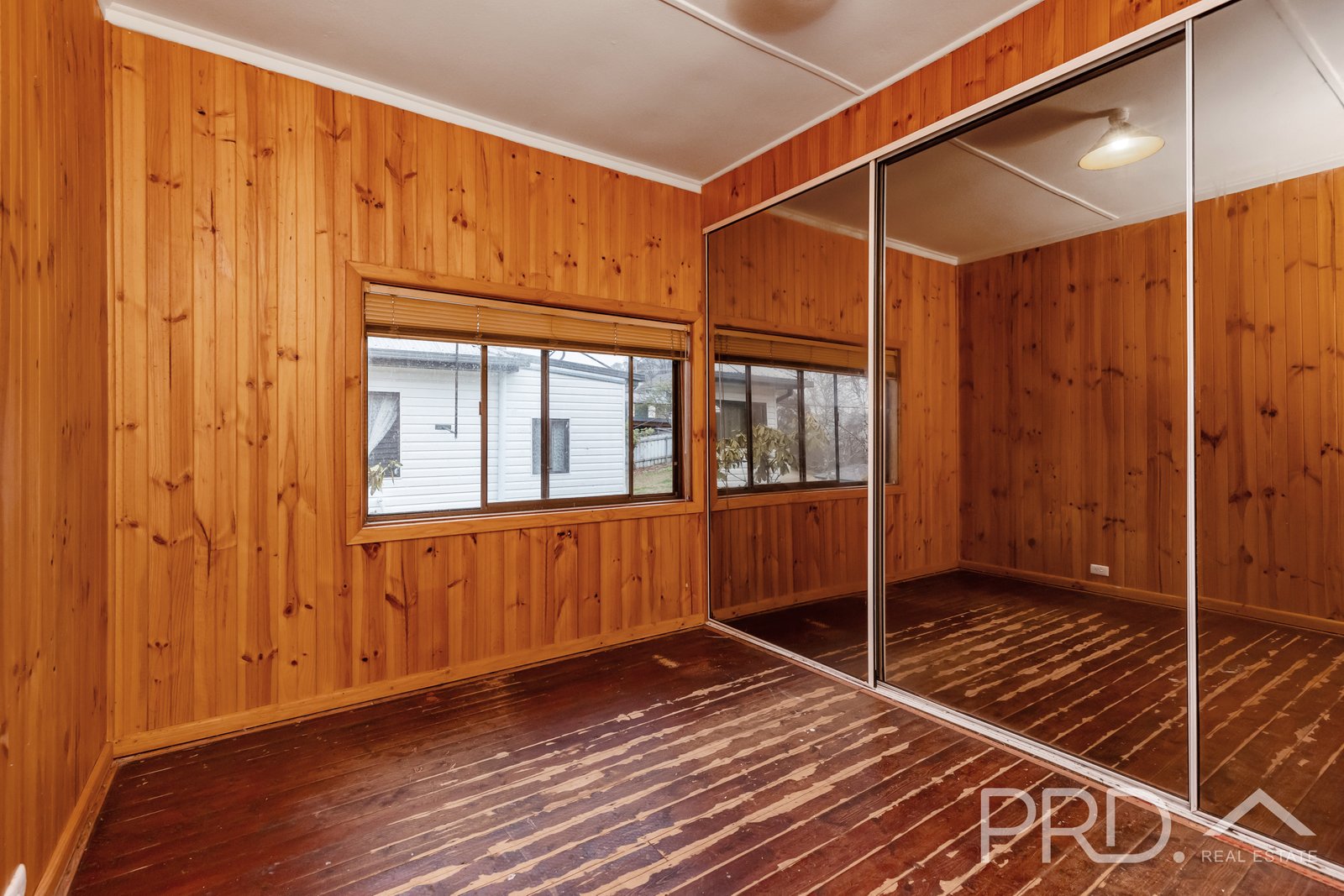 14 Coorabel Avenue BATLOW 6