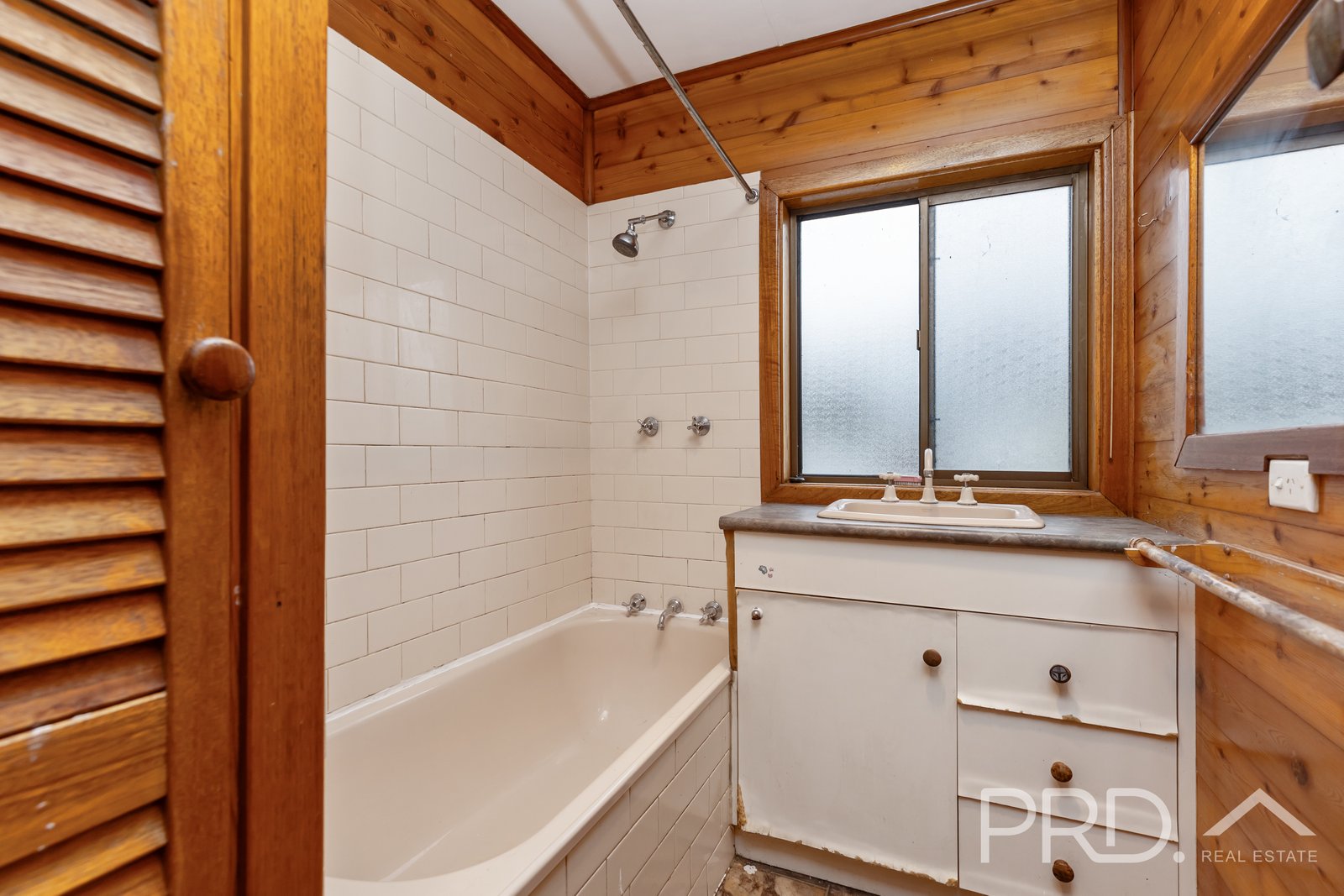 14 Coorabel Avenue BATLOW 8