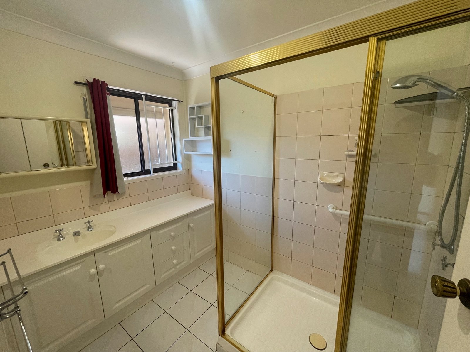 14 Cooyar Street ASPLEY 8