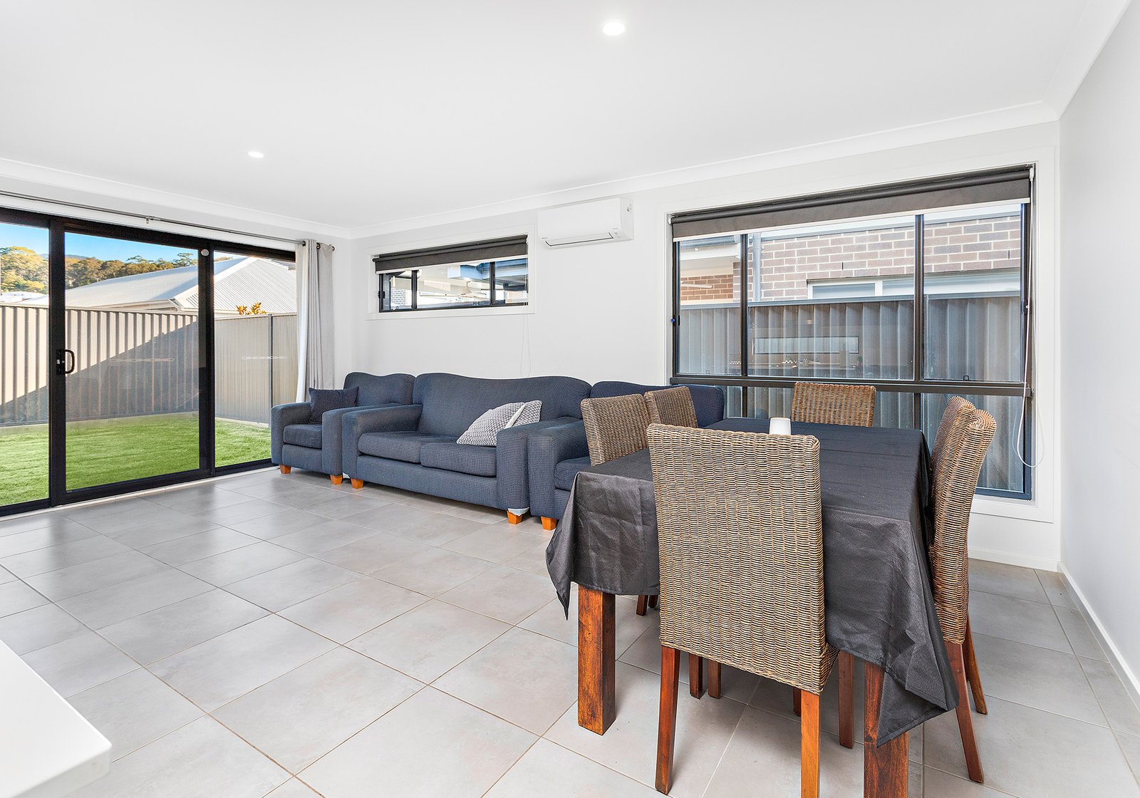 14 Cordeaux Parade TULLIMBAR 3