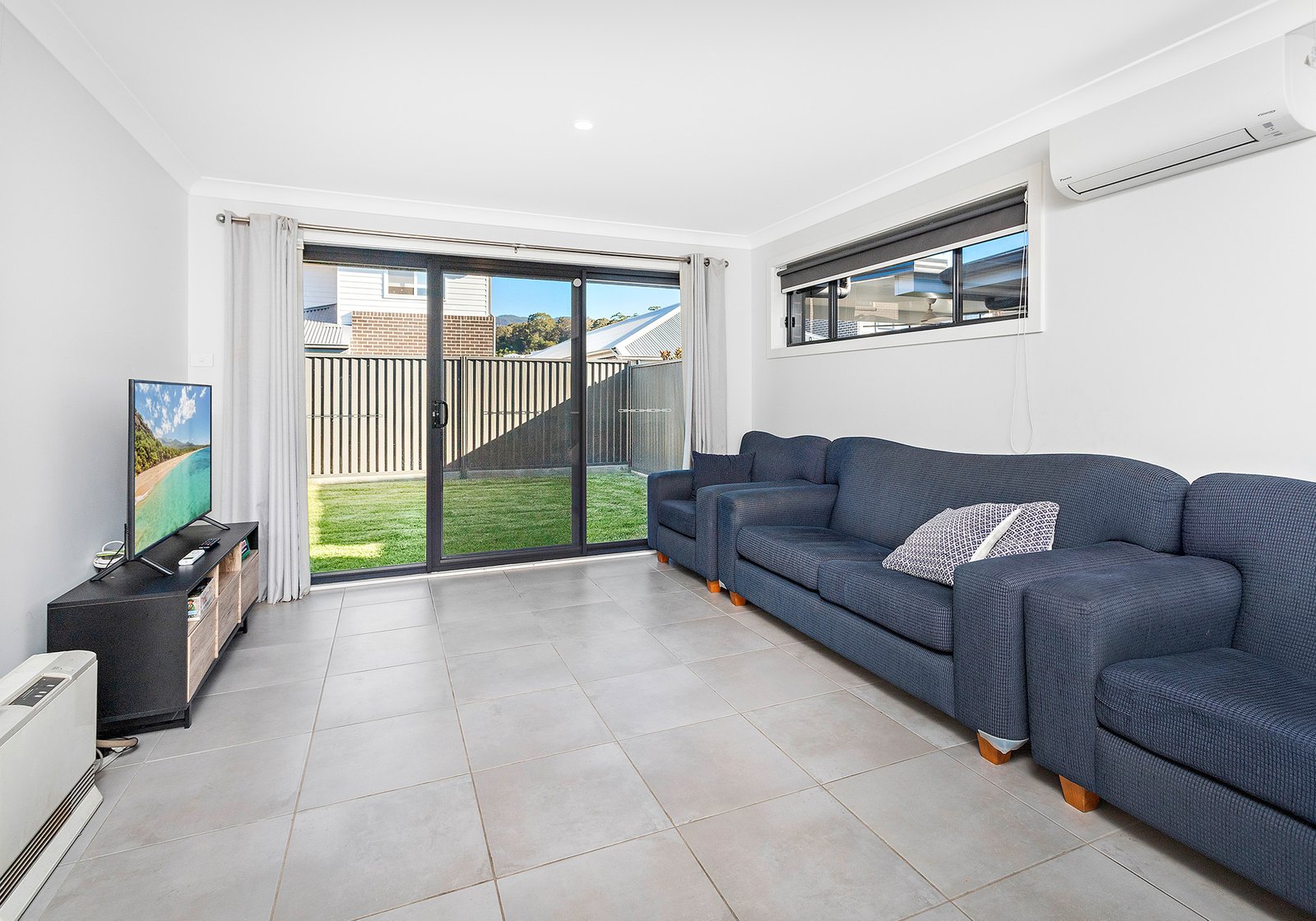 14 Cordeaux Parade TULLIMBAR 4