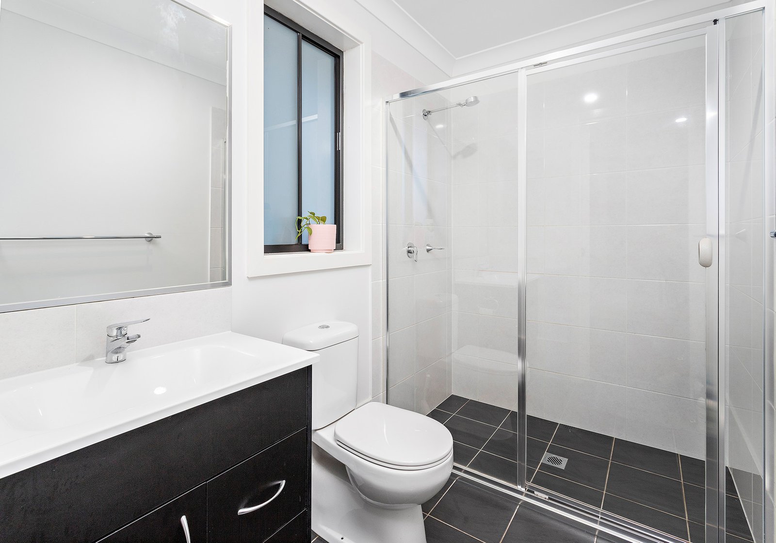 14 Cordeaux Parade TULLIMBAR 6