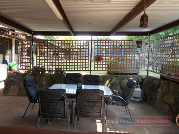 14 Corralyn Avenue BATLOW 12