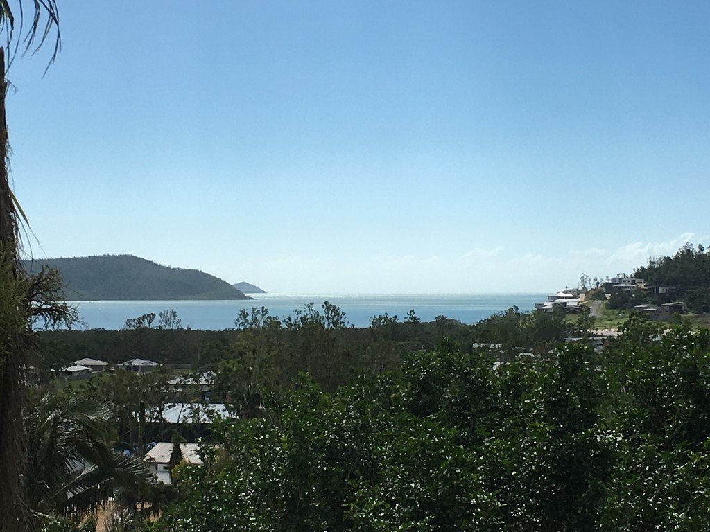 14 Country Road CANNONVALE 2