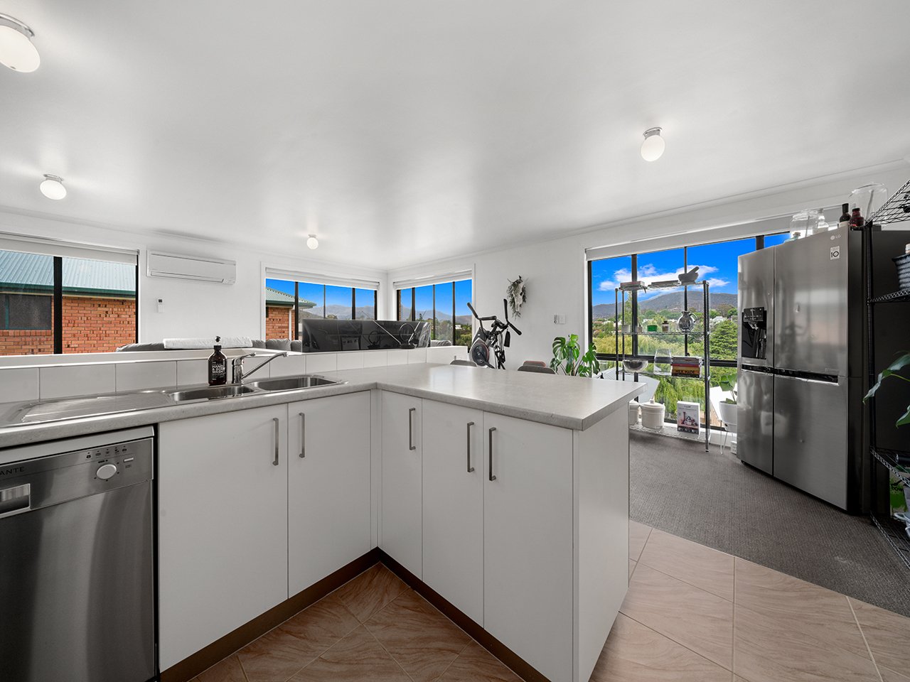 14 Craw Street NEW NORFOLK 8