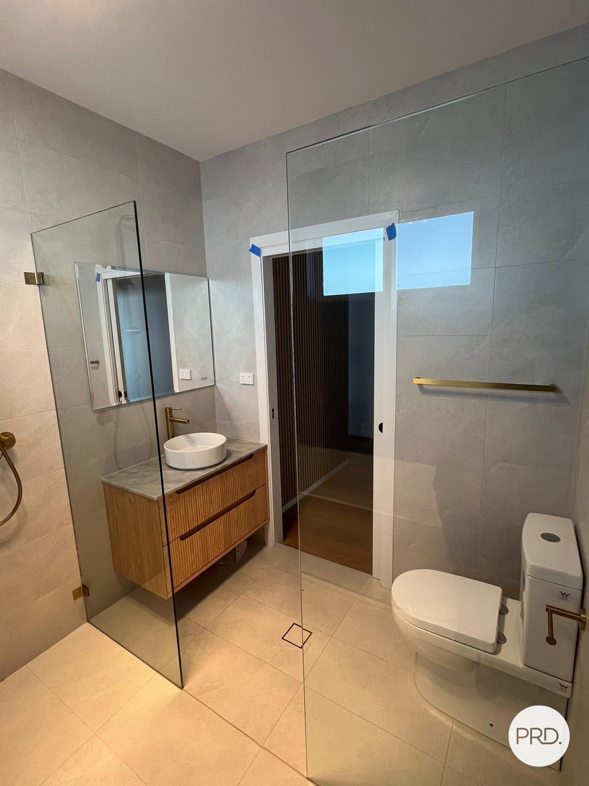 14 Crisp Street MENANGLE PARK 8