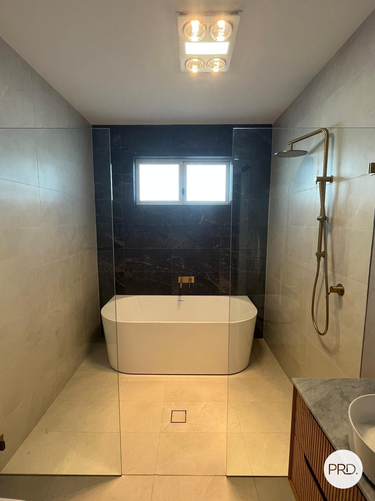 14 Crisp Street MENANGLE PARK 11