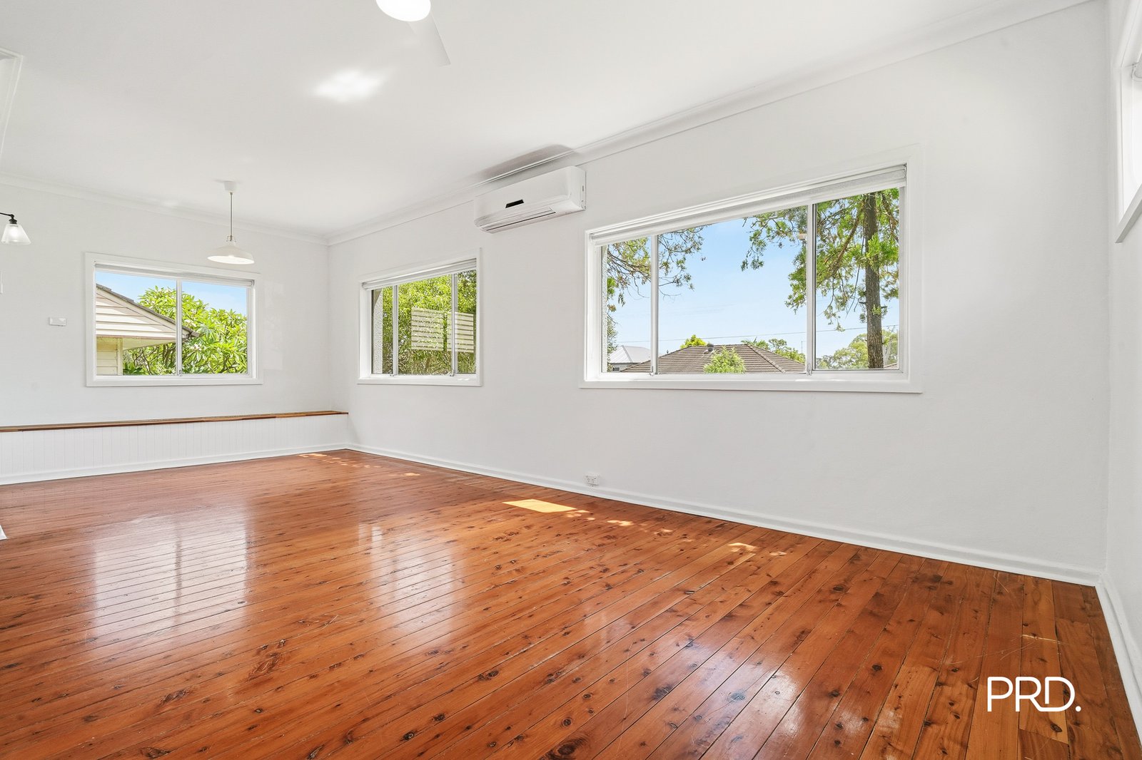 14 Cronin St  Penrith 2