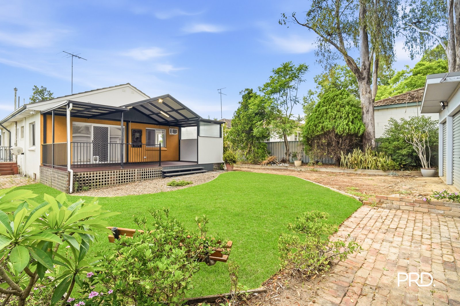 14 Cronin St  Penrith 1