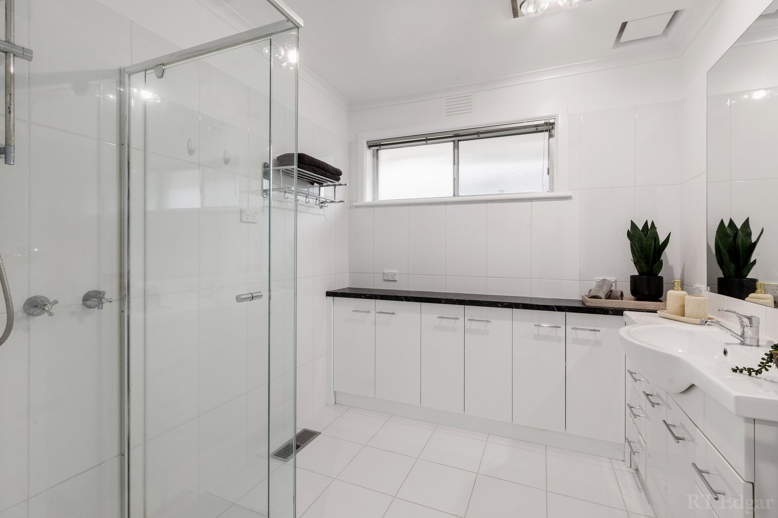 Real Estate and Property in 14 Currajong Street, Doncaster East, VIC