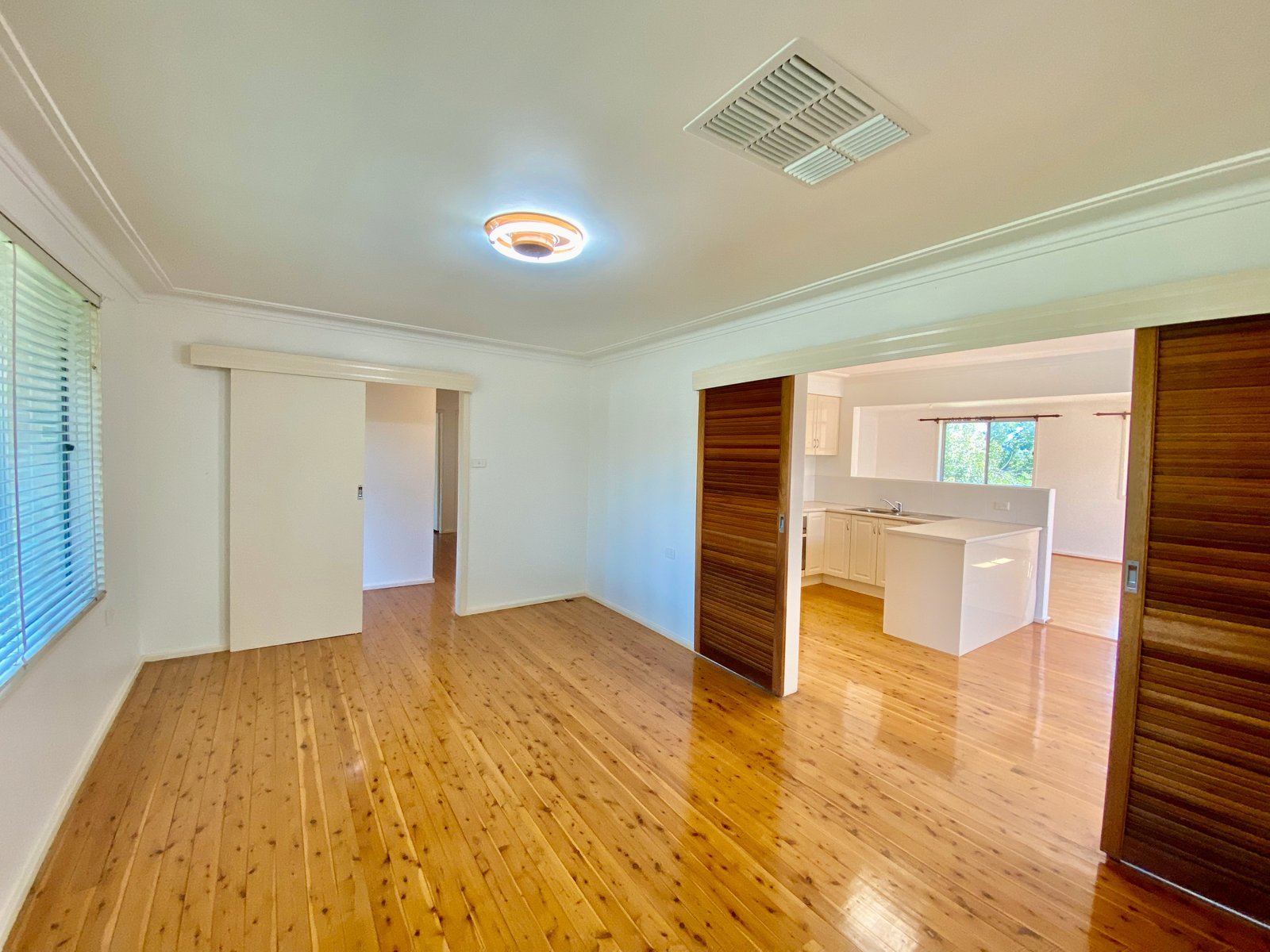 14 Cypress Street SOUTH TAMWORTH 6