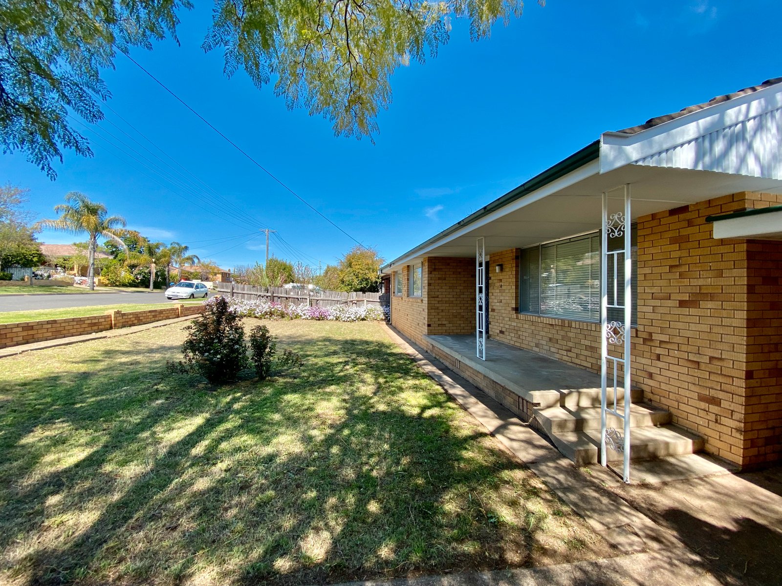 14 Cypress Street SOUTH TAMWORTH 10
