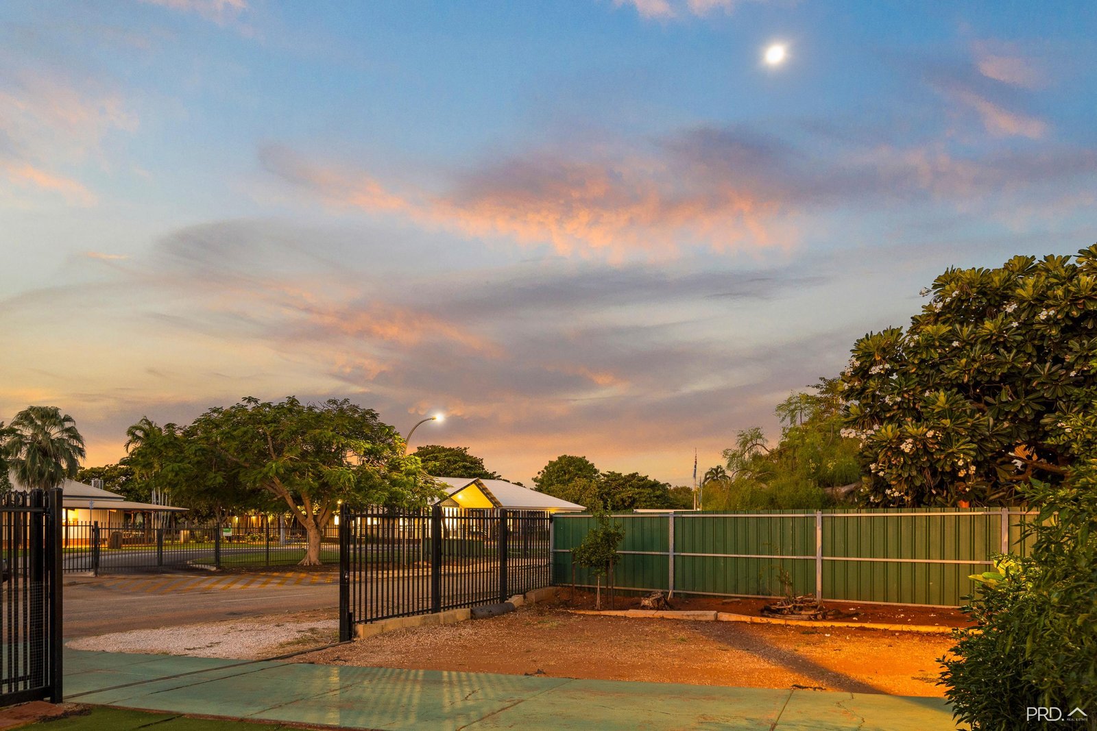 14 Dakas Street CABLE BEACH 25