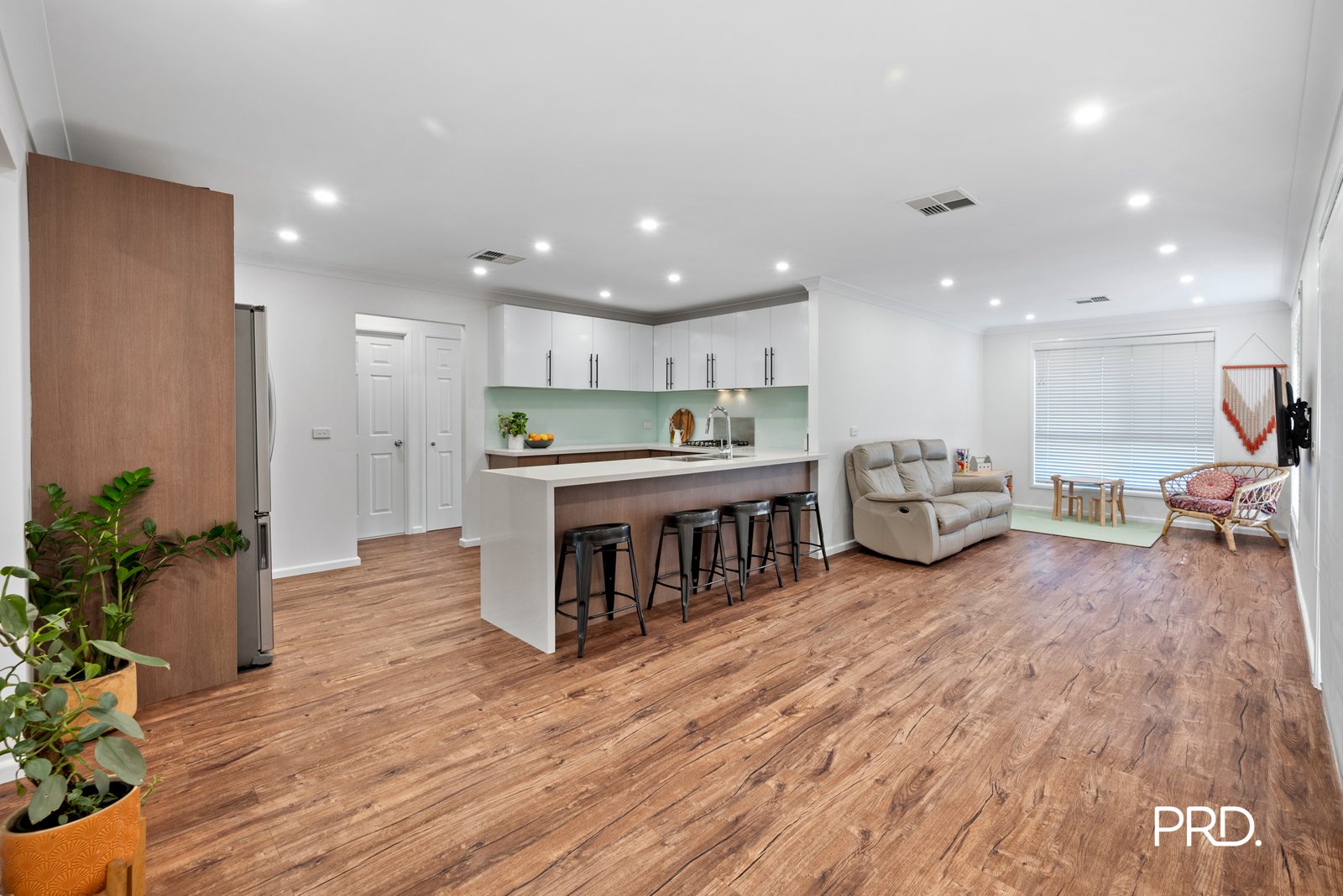 14 Dara Crescent GLENMORE PARK 5