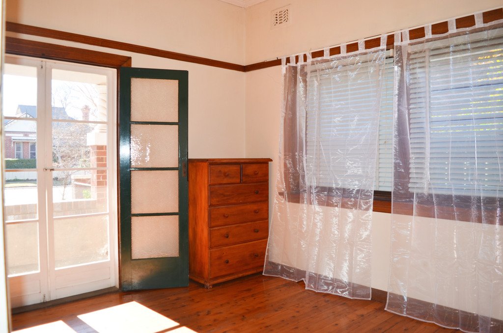 14 Darlow Street WAGGA WAGGA 5