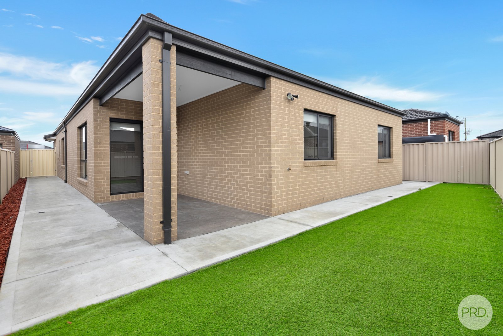 14 Davcol Drive SEBASTOPOL 12