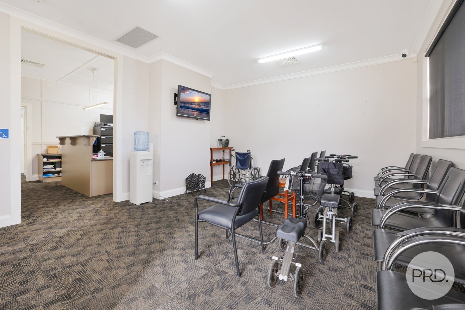 14 Dean Street TAMWORTH 7