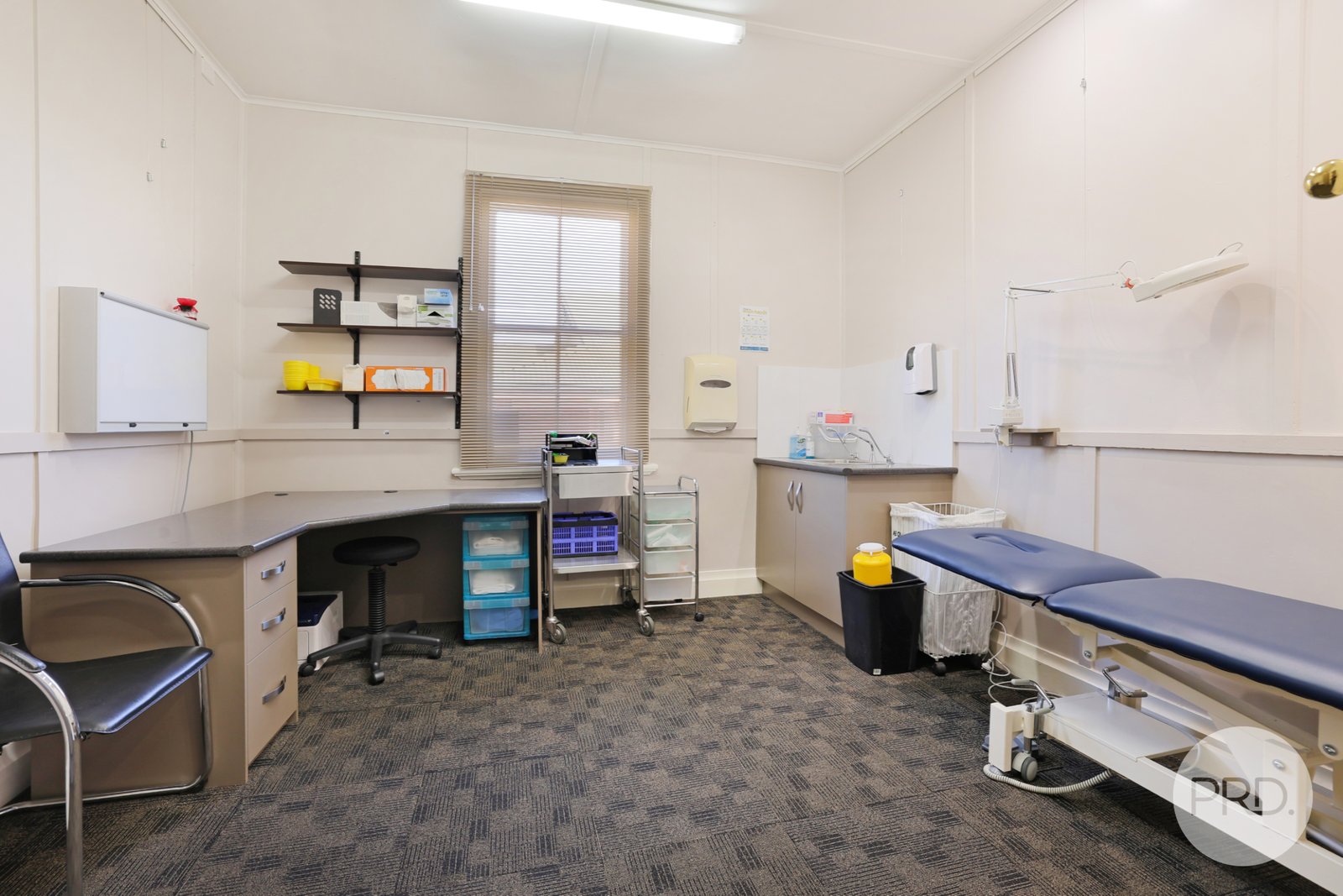 14 Dean Street TAMWORTH 17