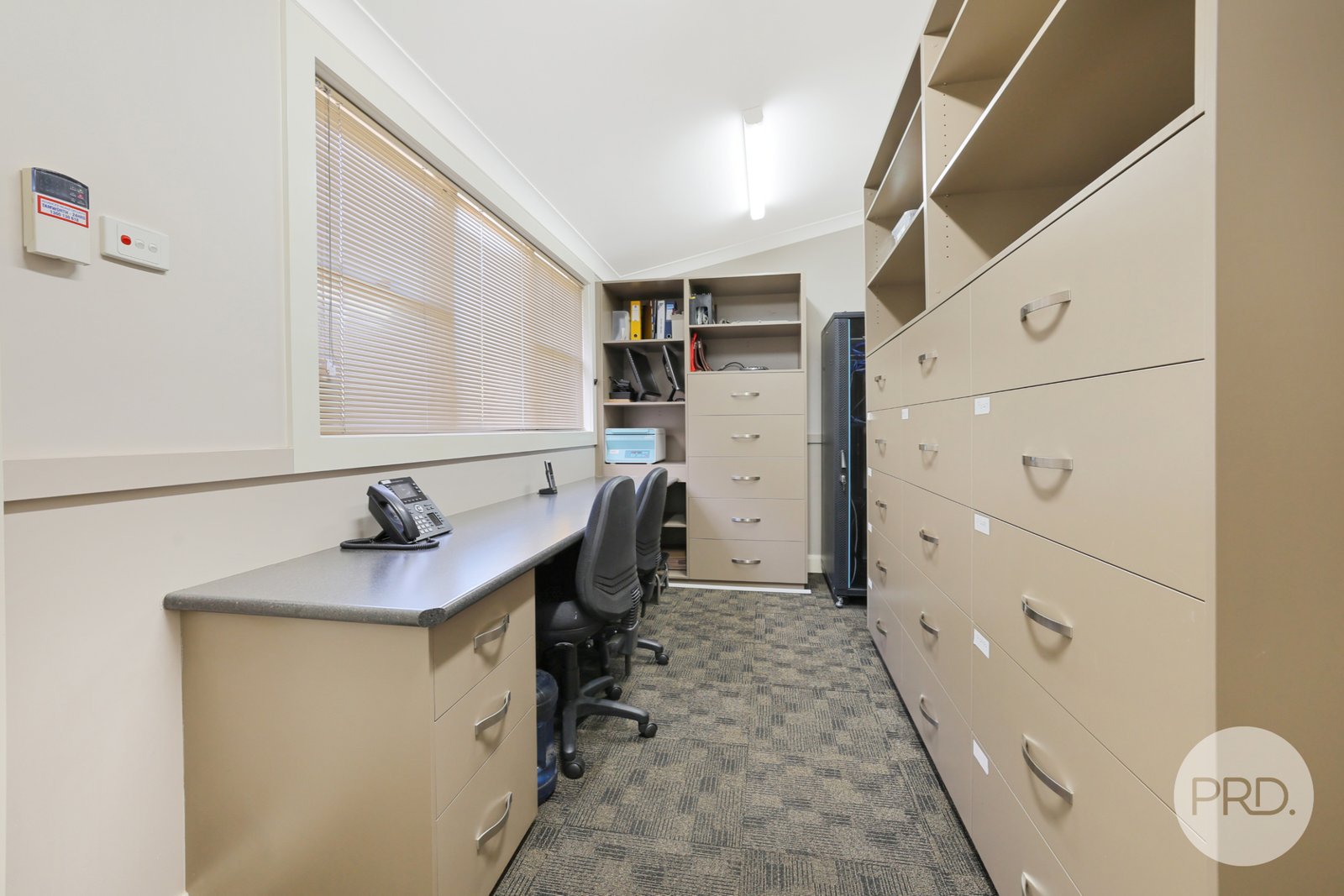 14 Dean Street TAMWORTH 18