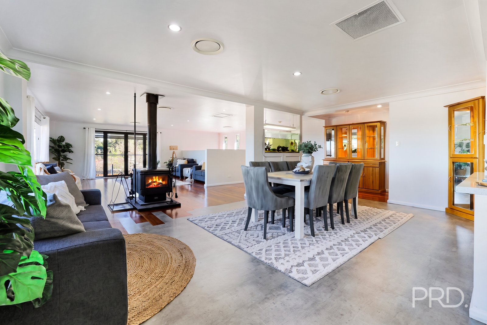 14 Dekalb Street TAMWORTH 4