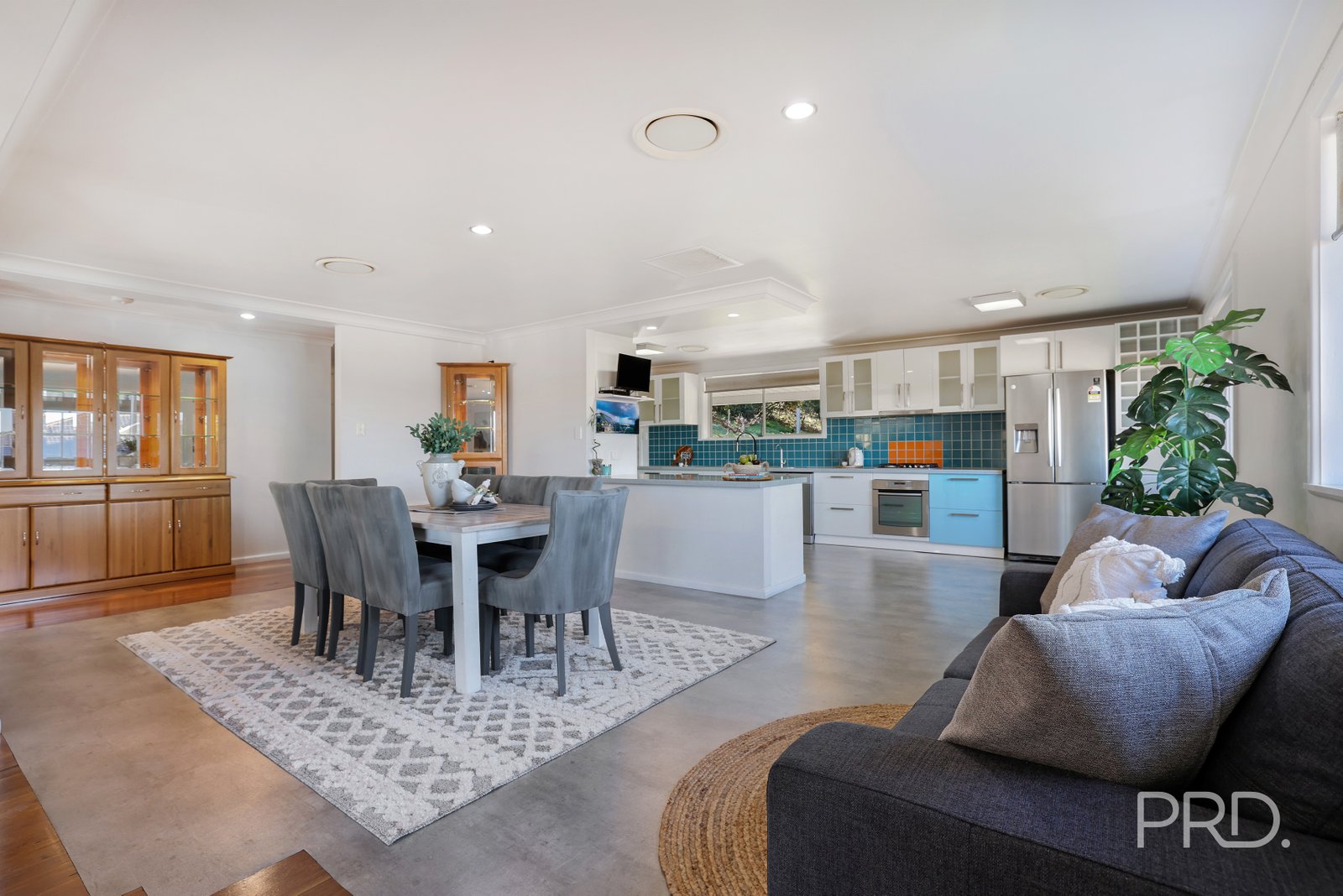 14 Dekalb Street TAMWORTH 7