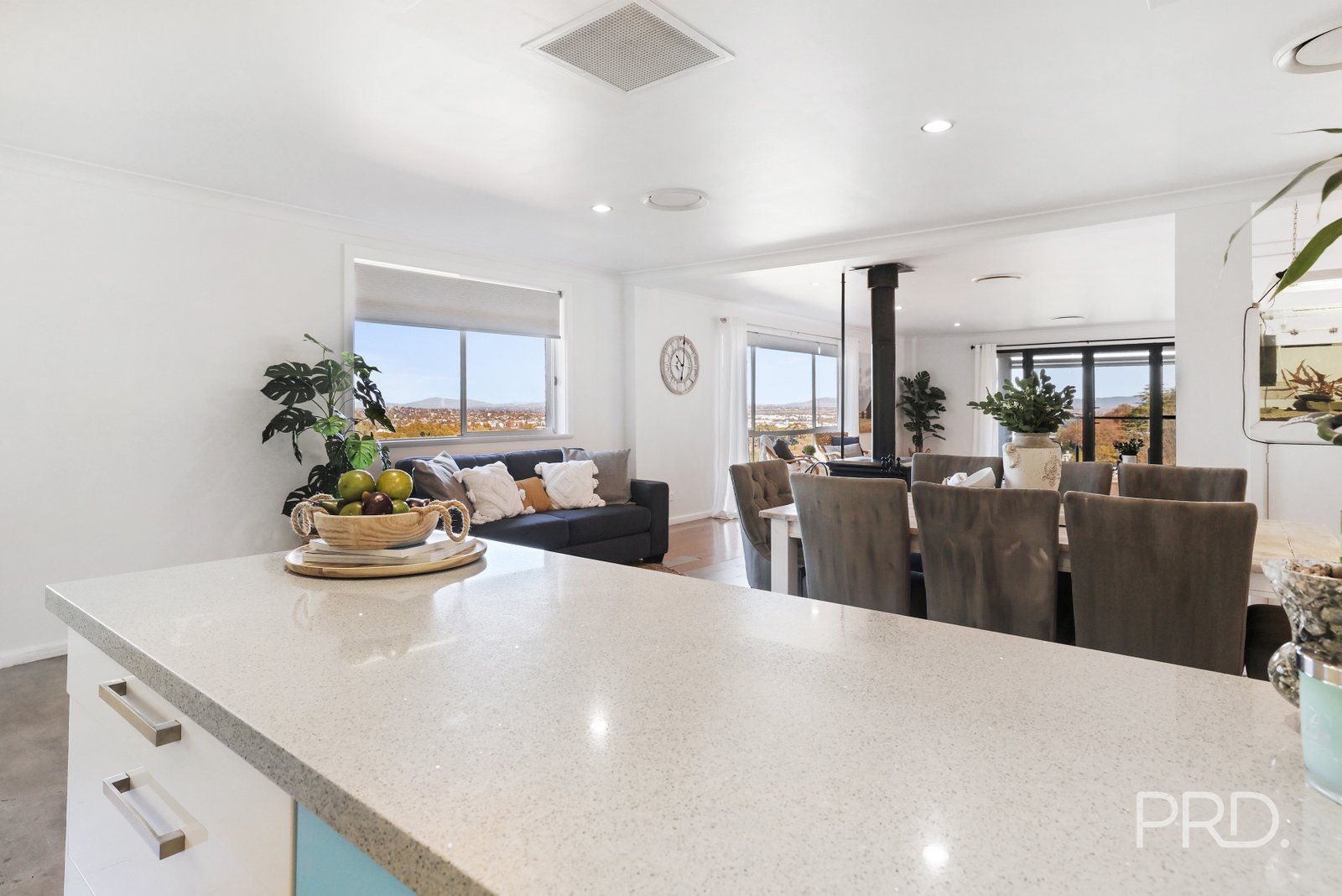 14 Dekalb Street TAMWORTH 13