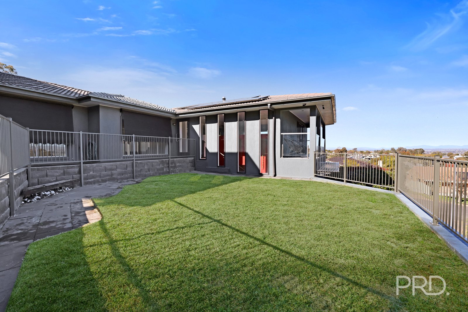14 Dekalb Street TAMWORTH 27