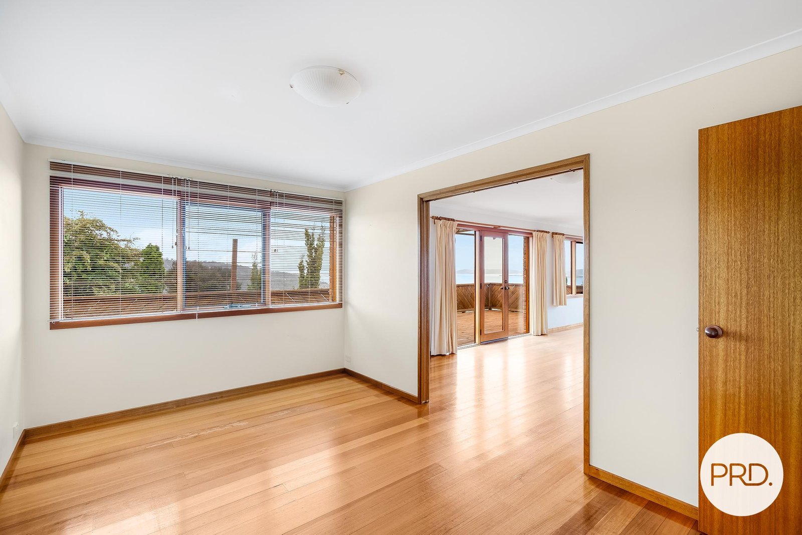 14 Donohoe Gardens KINGSTON BEACH 6