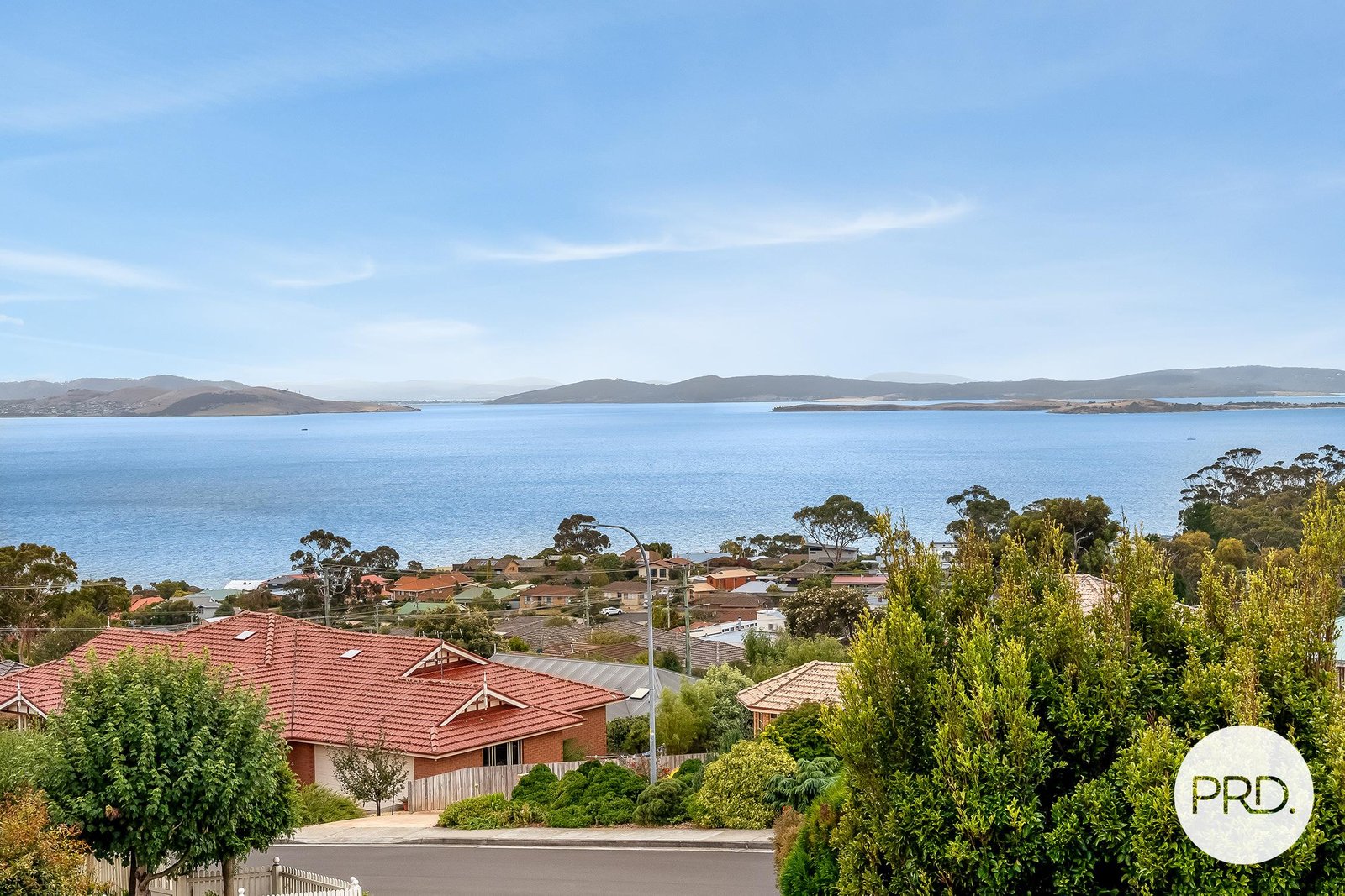 14 Donohoe Gardens KINGSTON BEACH 16