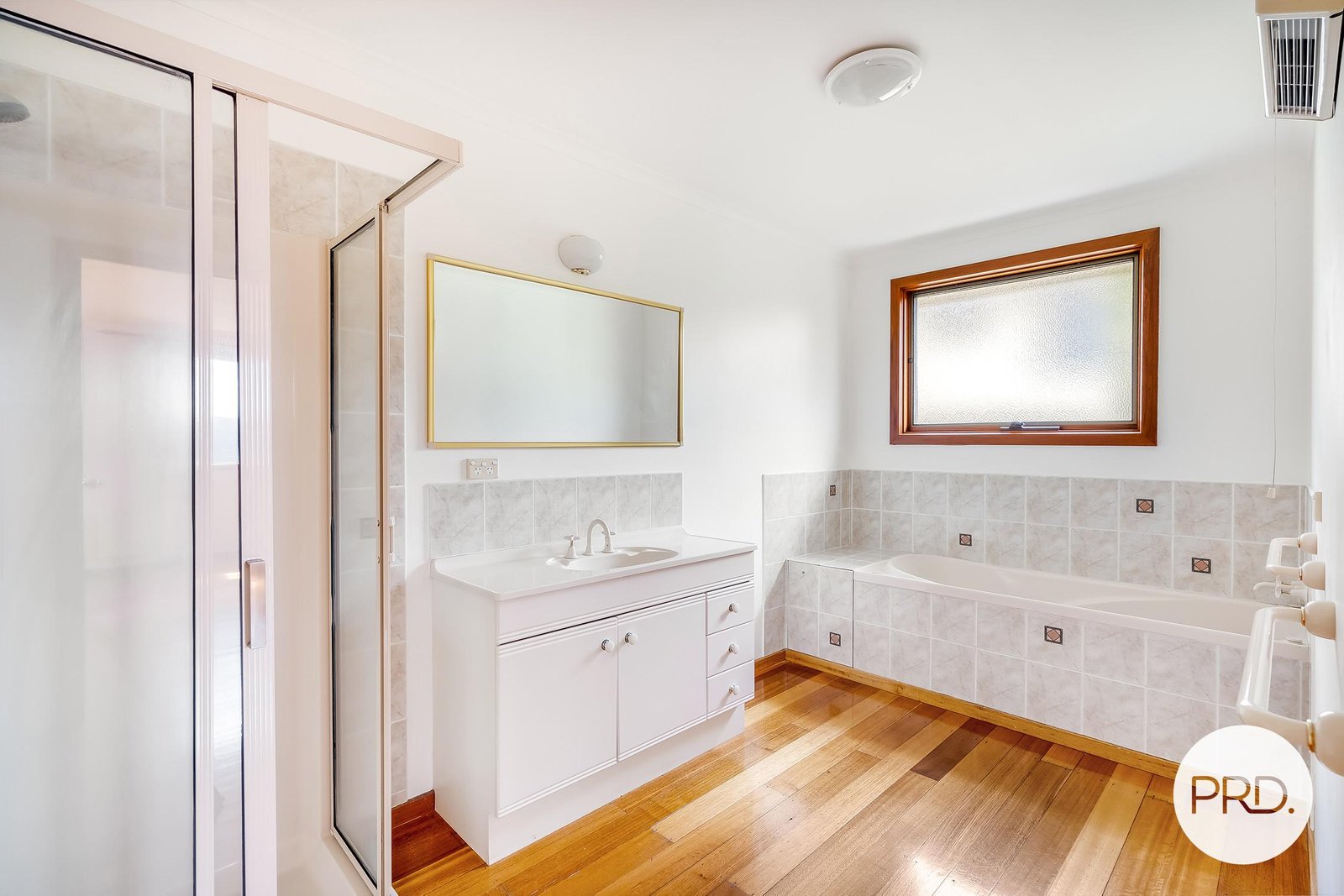 14 Donohoe Gardens KINGSTON BEACH 25
