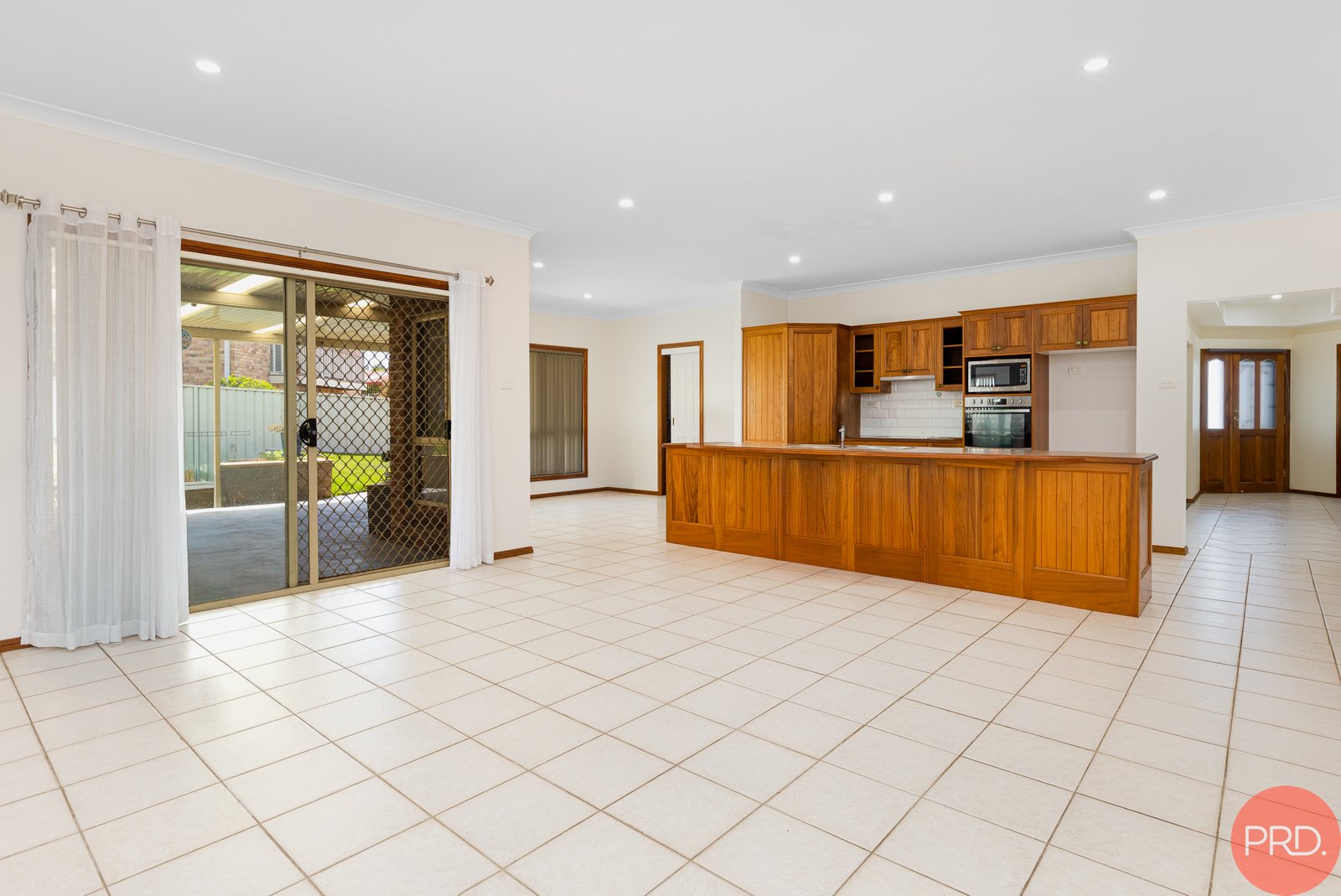 14 Douglas Close LARGS 17
