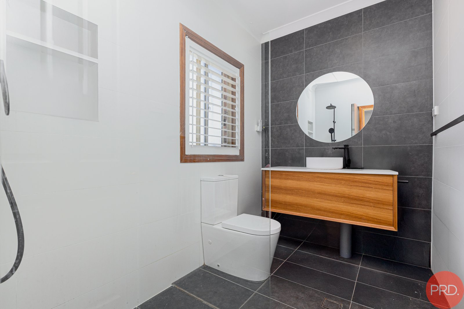 14 Douglas Close LARGS 23