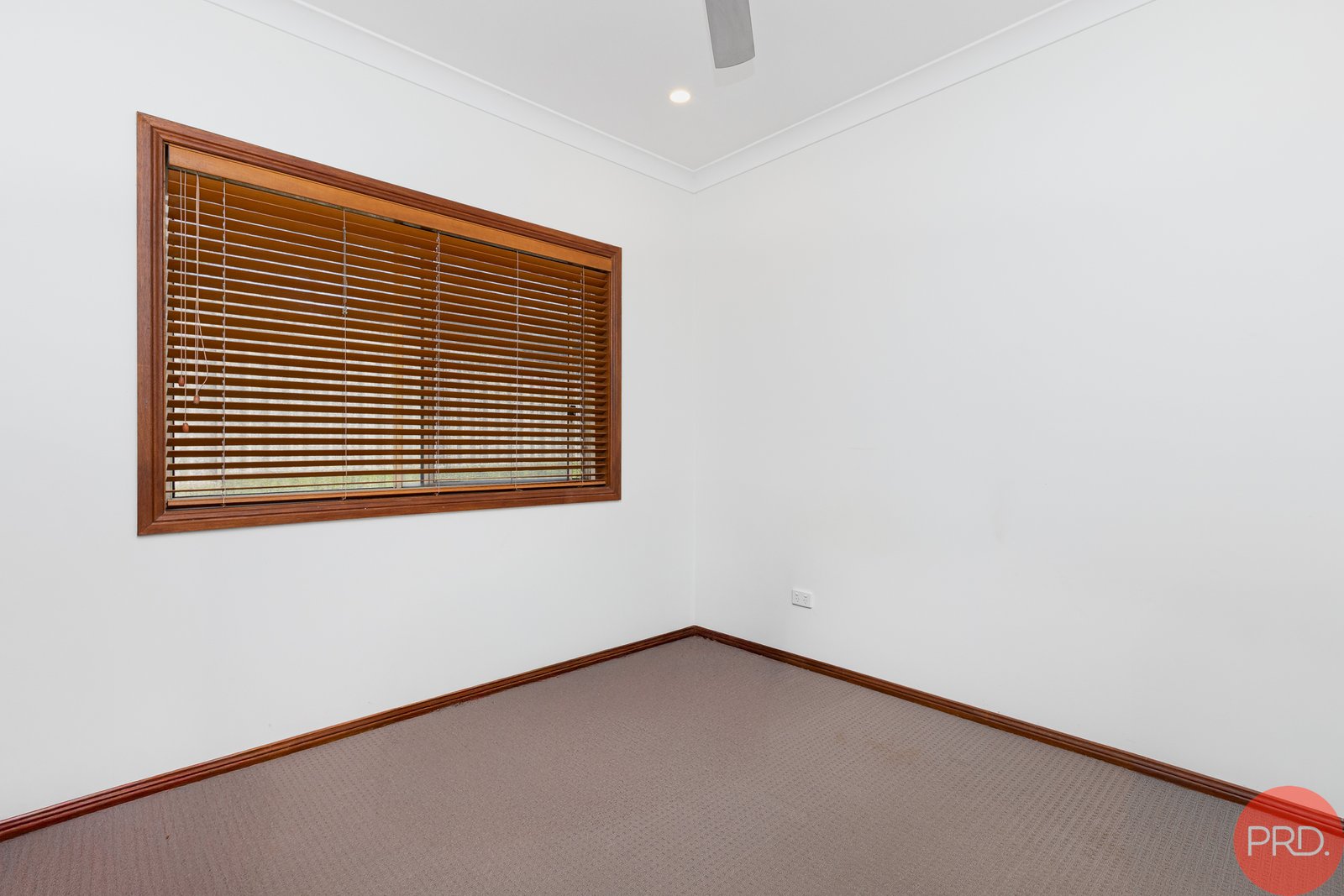 14 Douglas Close LARGS 24