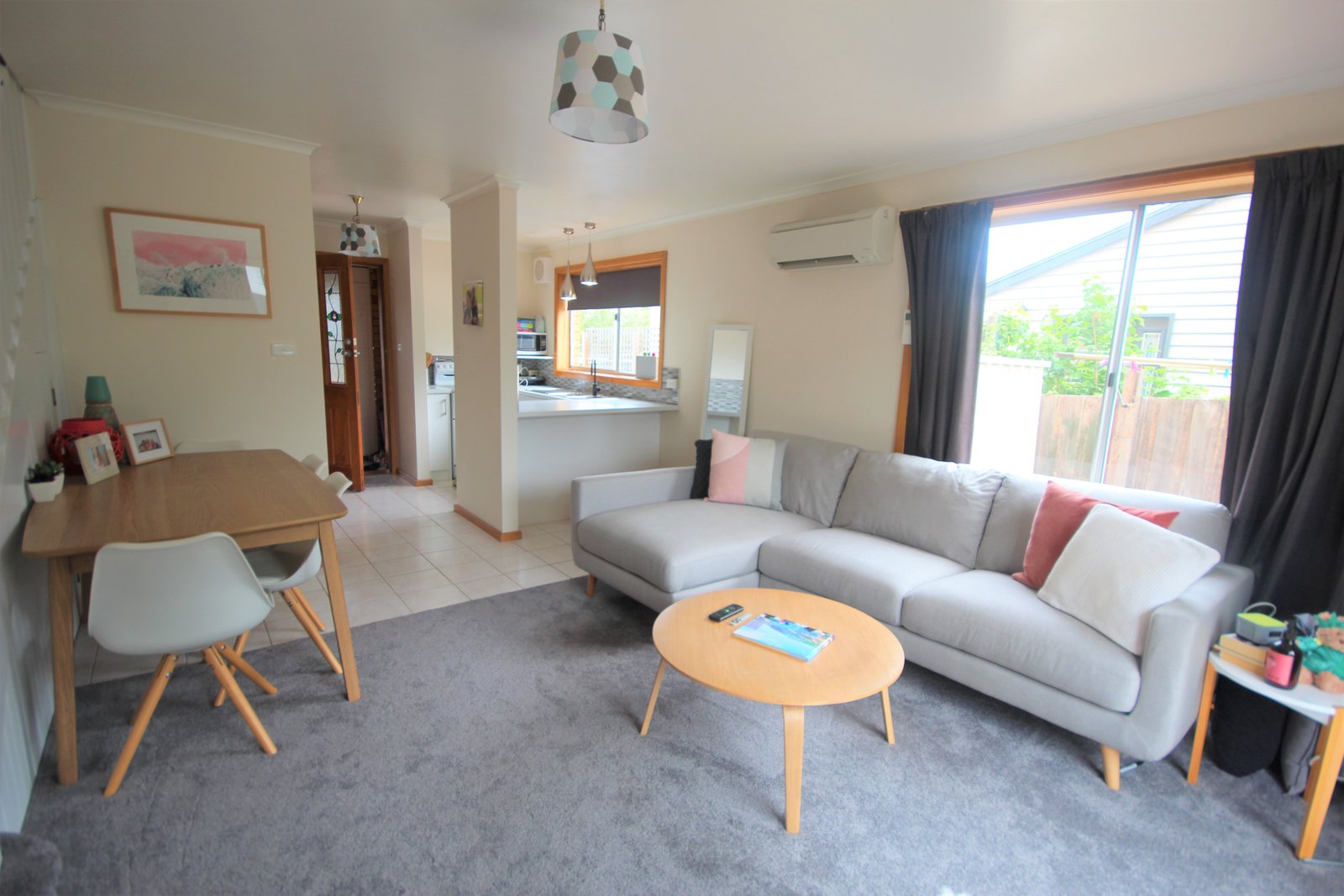 1/4 Douglas Street BELLERIVE 1