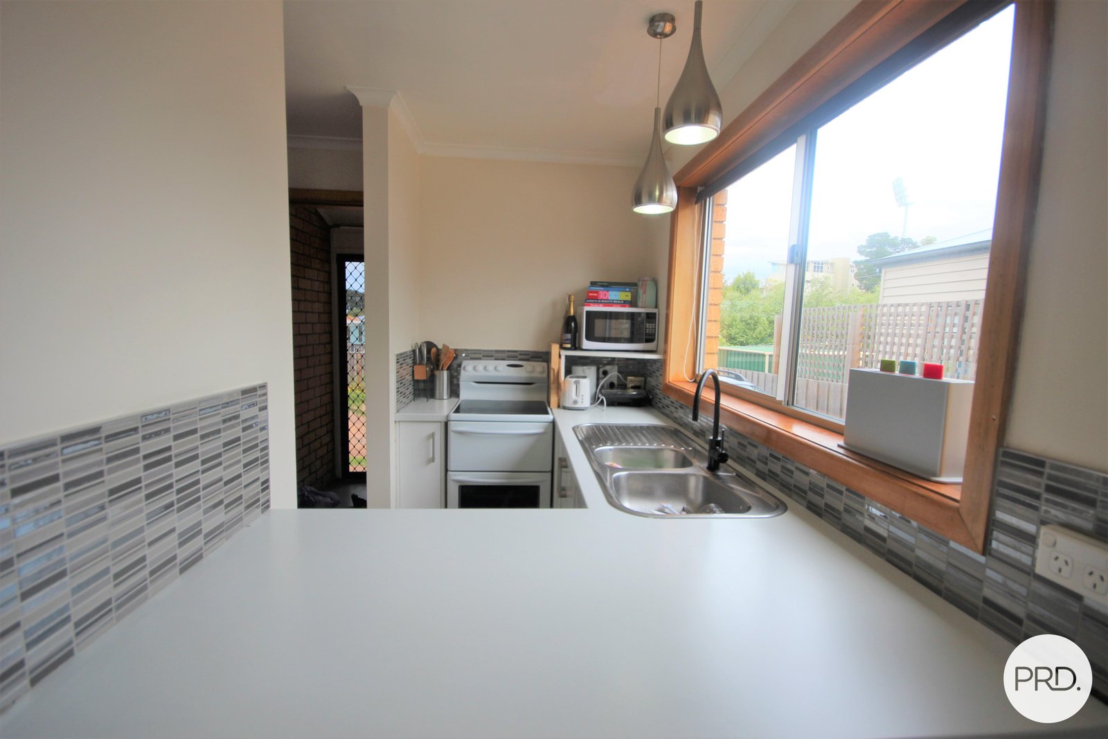1/4 Douglas Street BELLERIVE 4