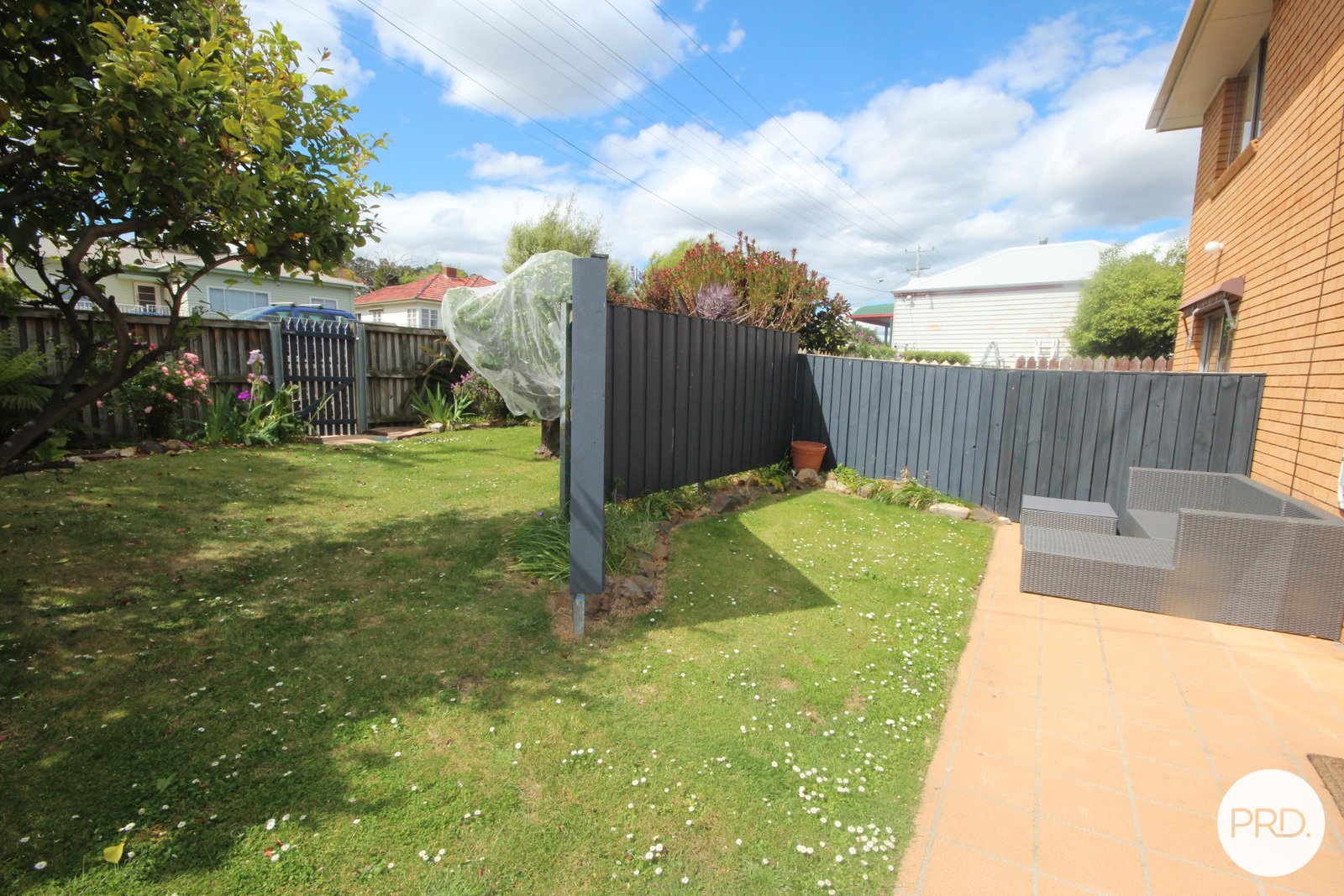 1/4 Douglas Street BELLERIVE 8