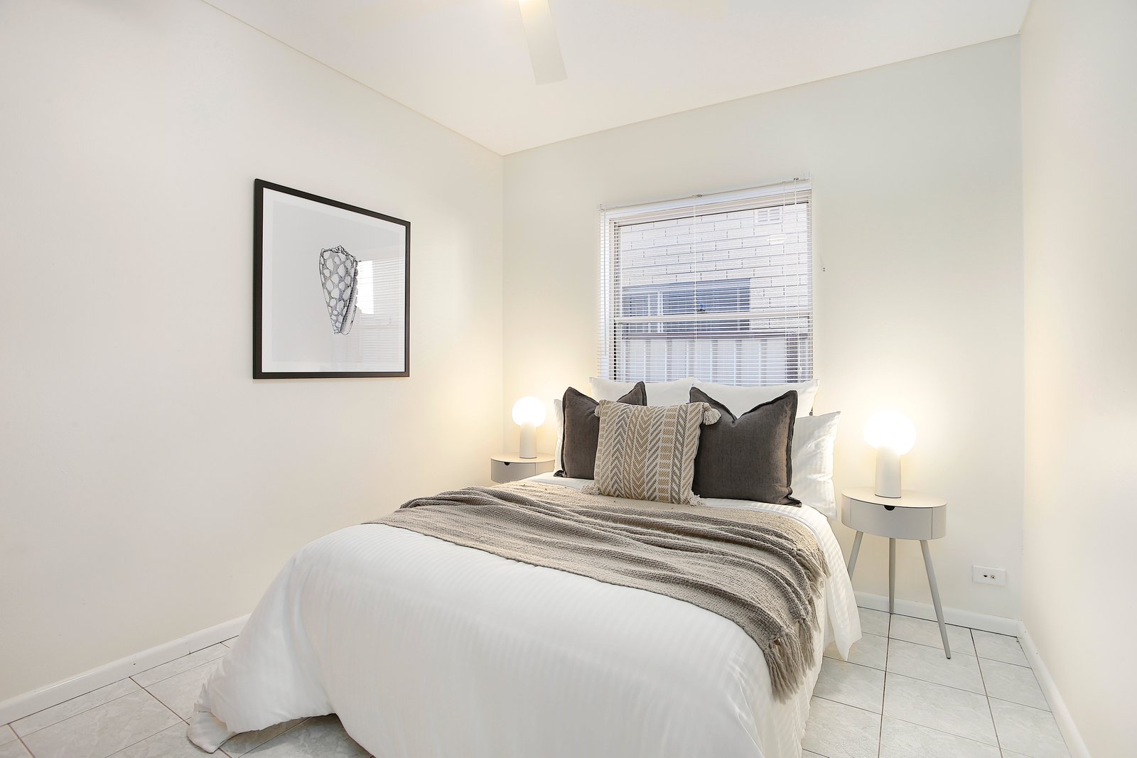 14 Dover Road BOTANY 13