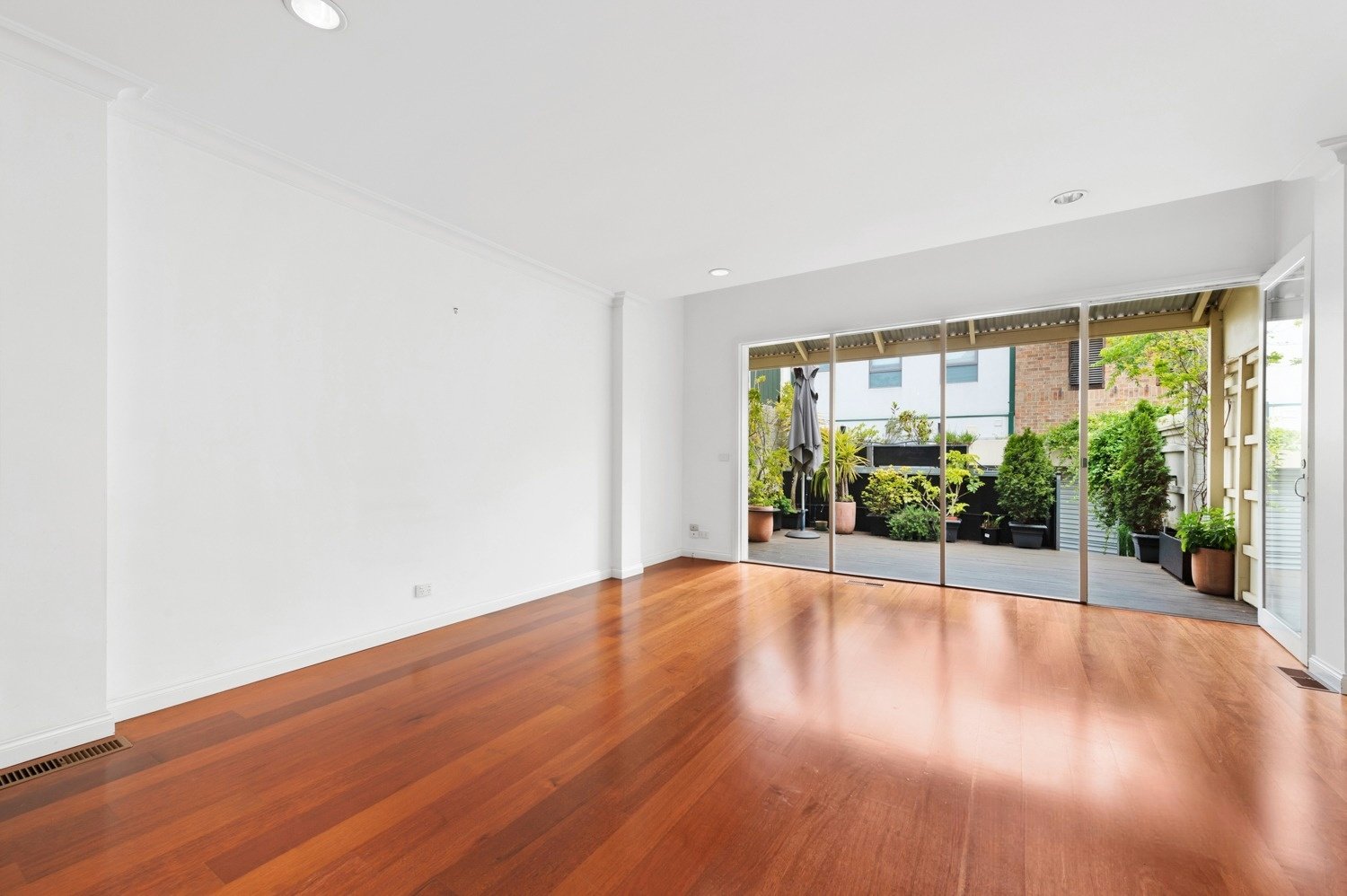 Gallery: 14 Dow Street