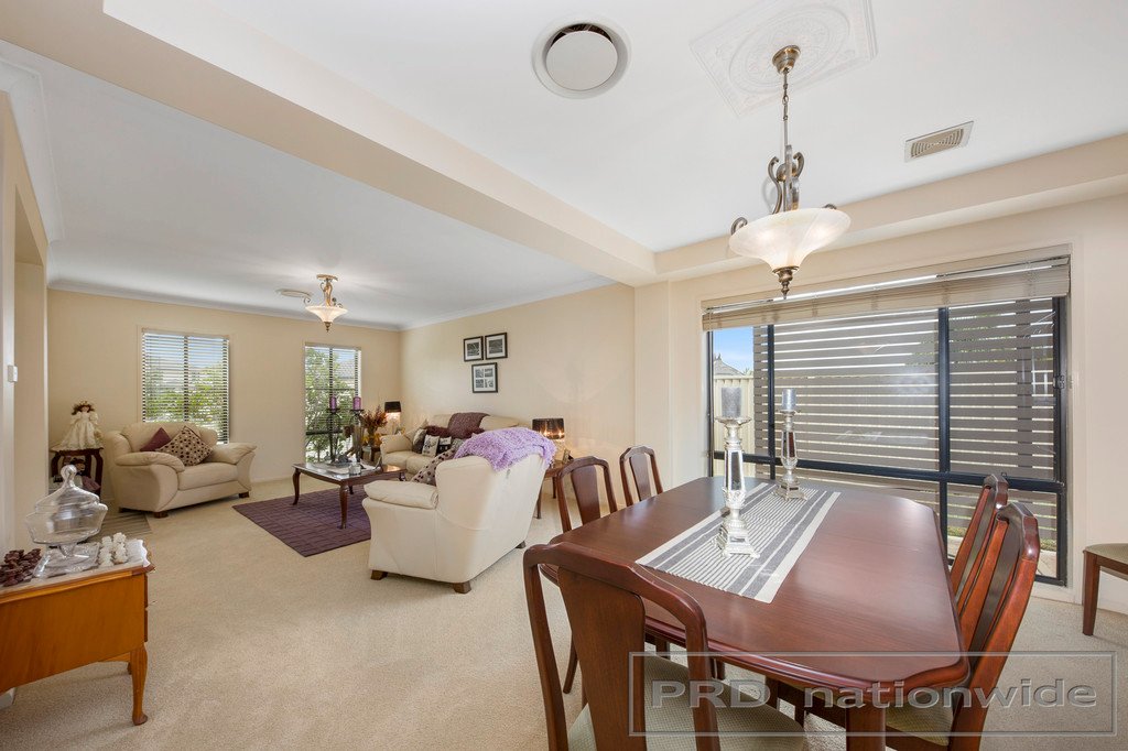 14 Drayton Crescent THORNTON 3
