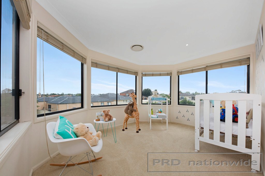 14 Drayton Crescent THORNTON 19