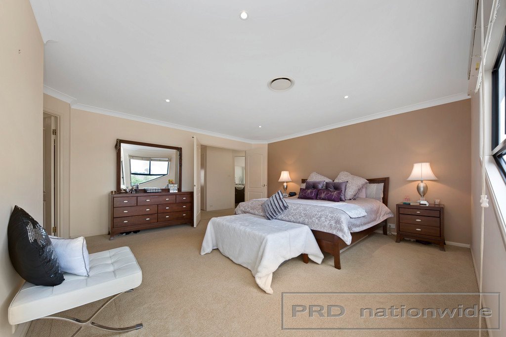 14 Drayton Crescent THORNTON 20