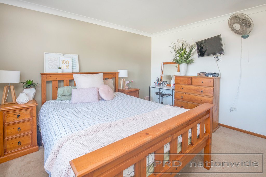 14 Dunkley Street RUTHERFORD 9