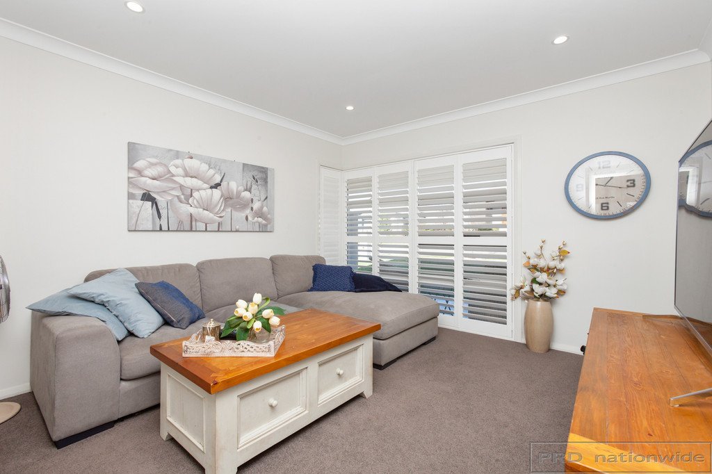 14 Dunnett Ave  NORTH ROTHBURY 13