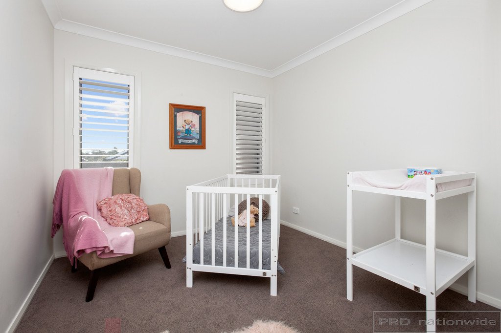 14 Dunnett Ave  NORTH ROTHBURY 20