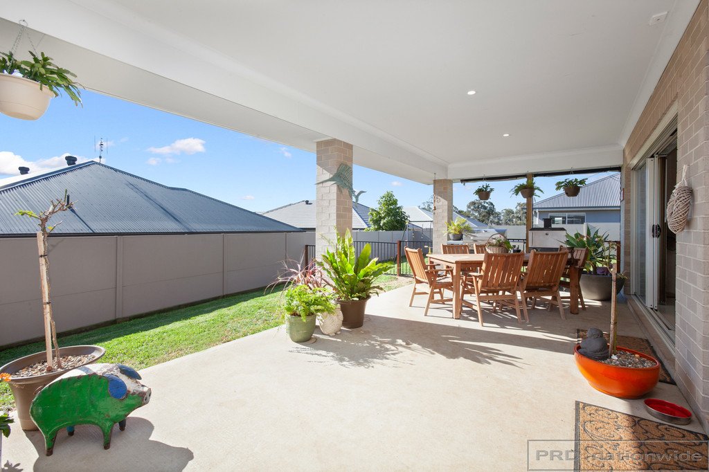 14 Dunnett Ave  NORTH ROTHBURY 23