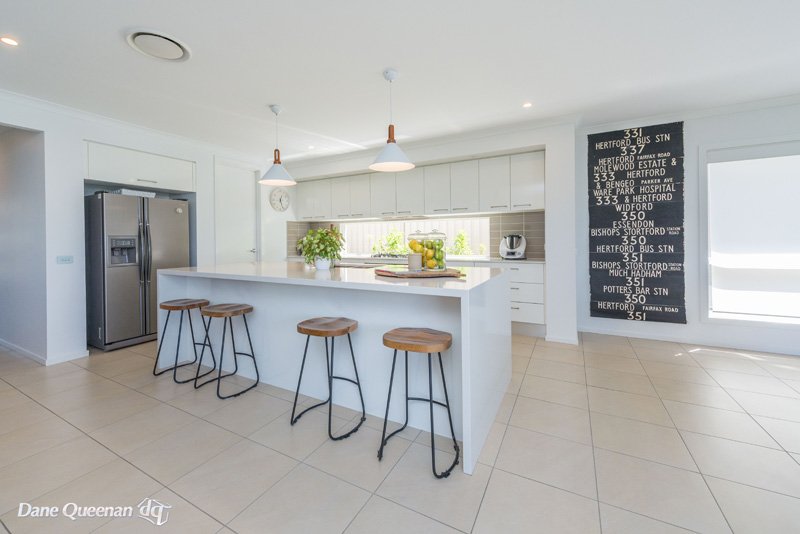 14 Duran Street CORLETTE 8