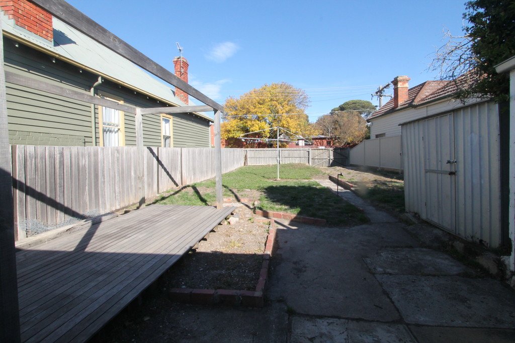 14 Dyte Parade BALLARAT EAST 8